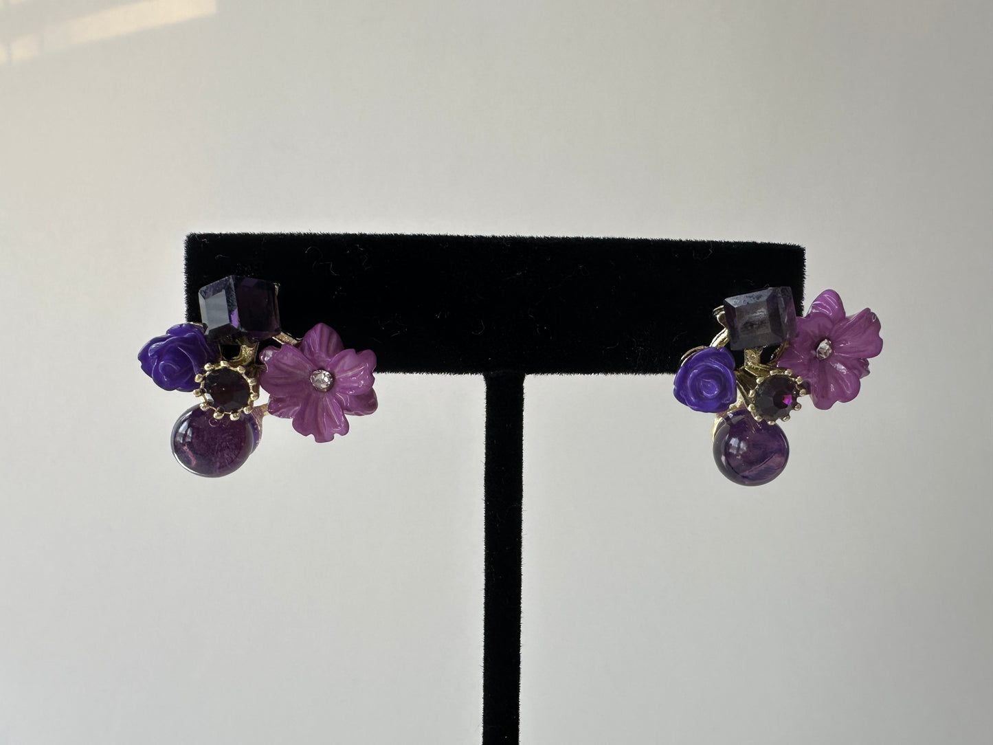 Purple color crystal flower stud earrings
